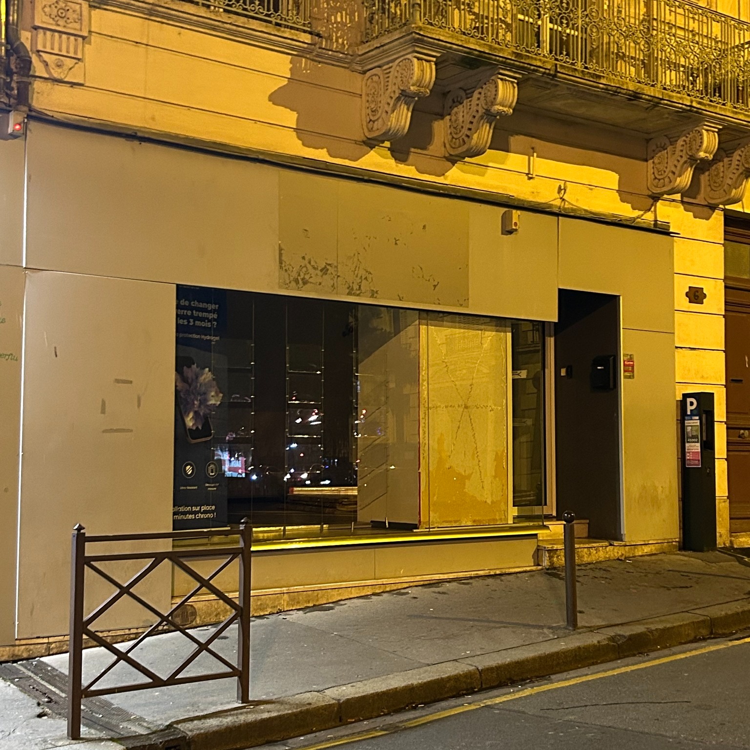 Le magasin Gledic à Orléans, spécialisé en réparation de téléphone et informatique